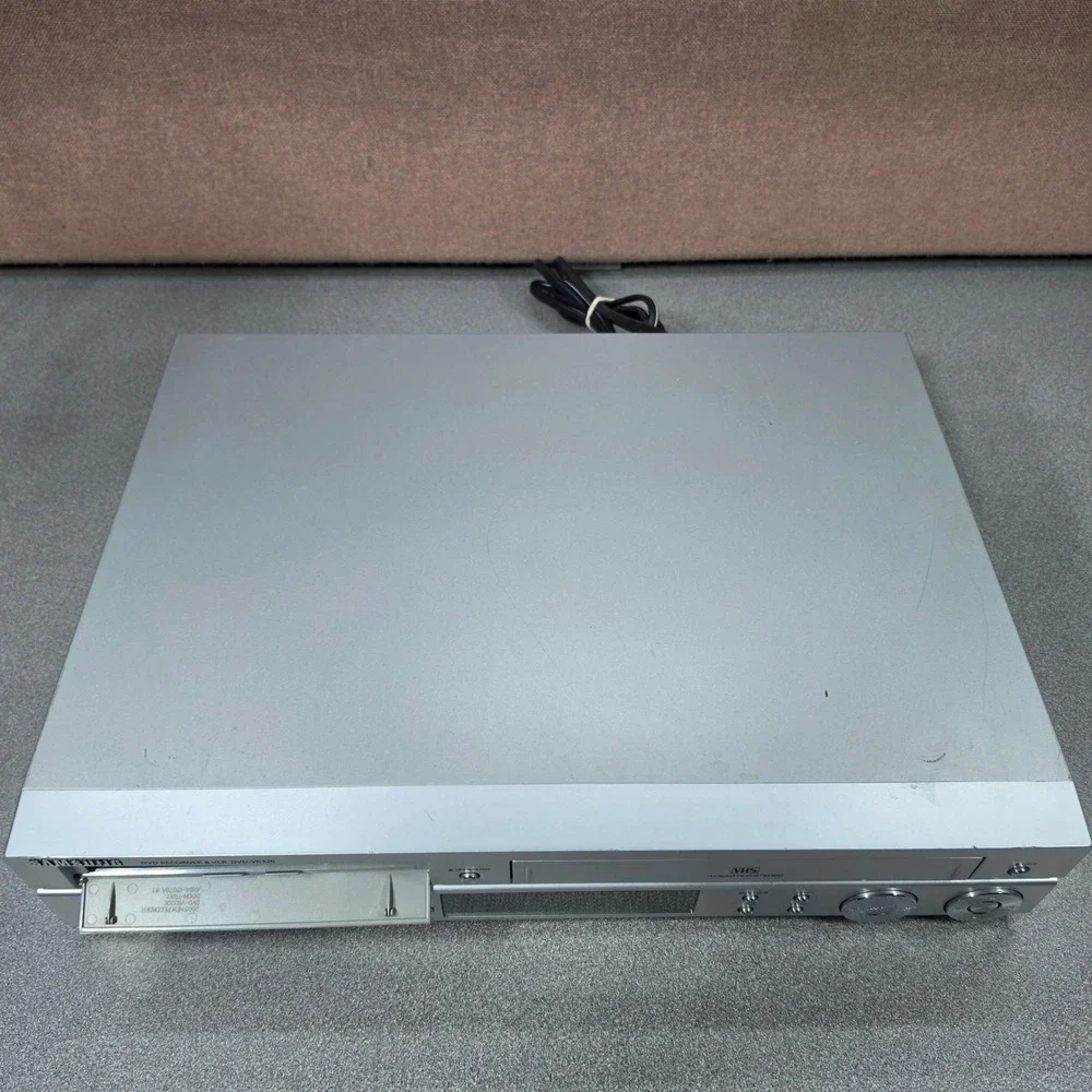 Samsung DVD-VR320 DVD Recorder VCR Combo Player For Parts-READ Description
